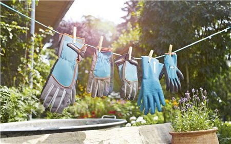 EM-Handschuhe-003-44cm.eps